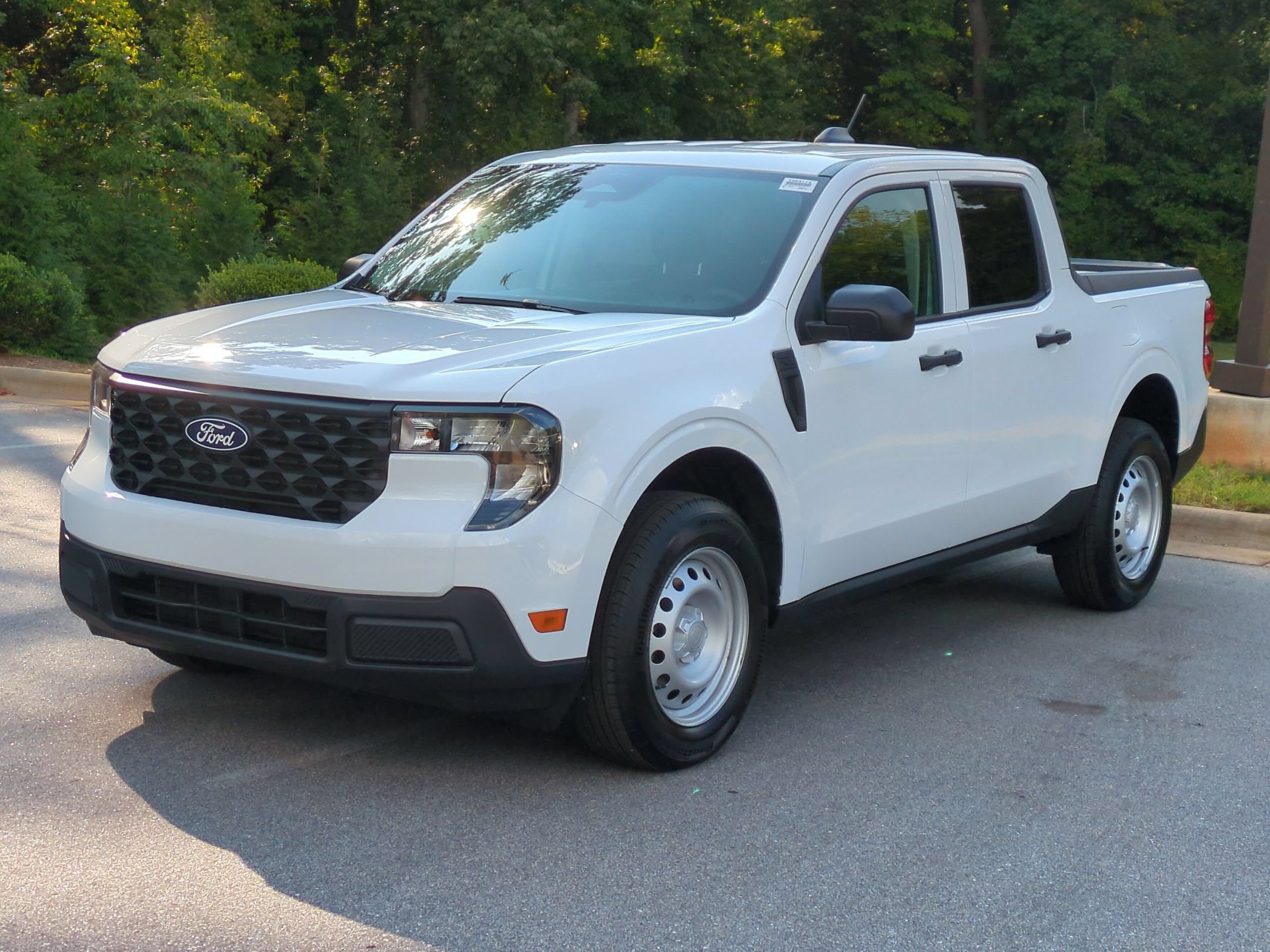 New 2026 Ford Maverick XL FWD image 6