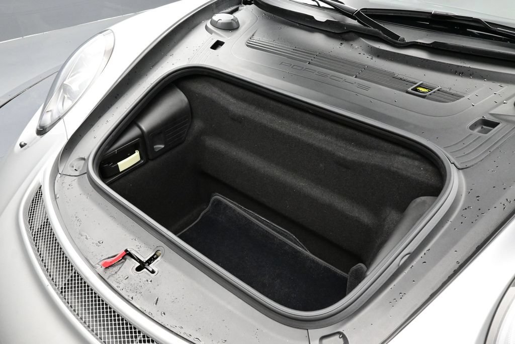 Used 2018 Porsche 911 GT3 RWD image 16