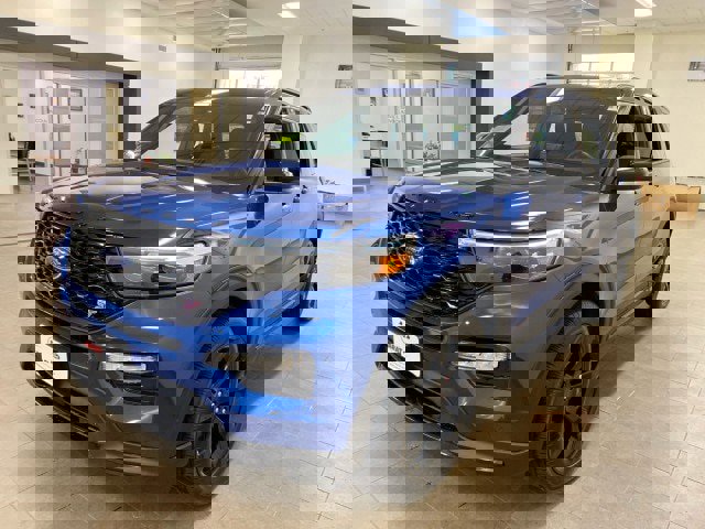 Certified 2023 Ford Explorer ST w/ Equipment Group 401A image 4