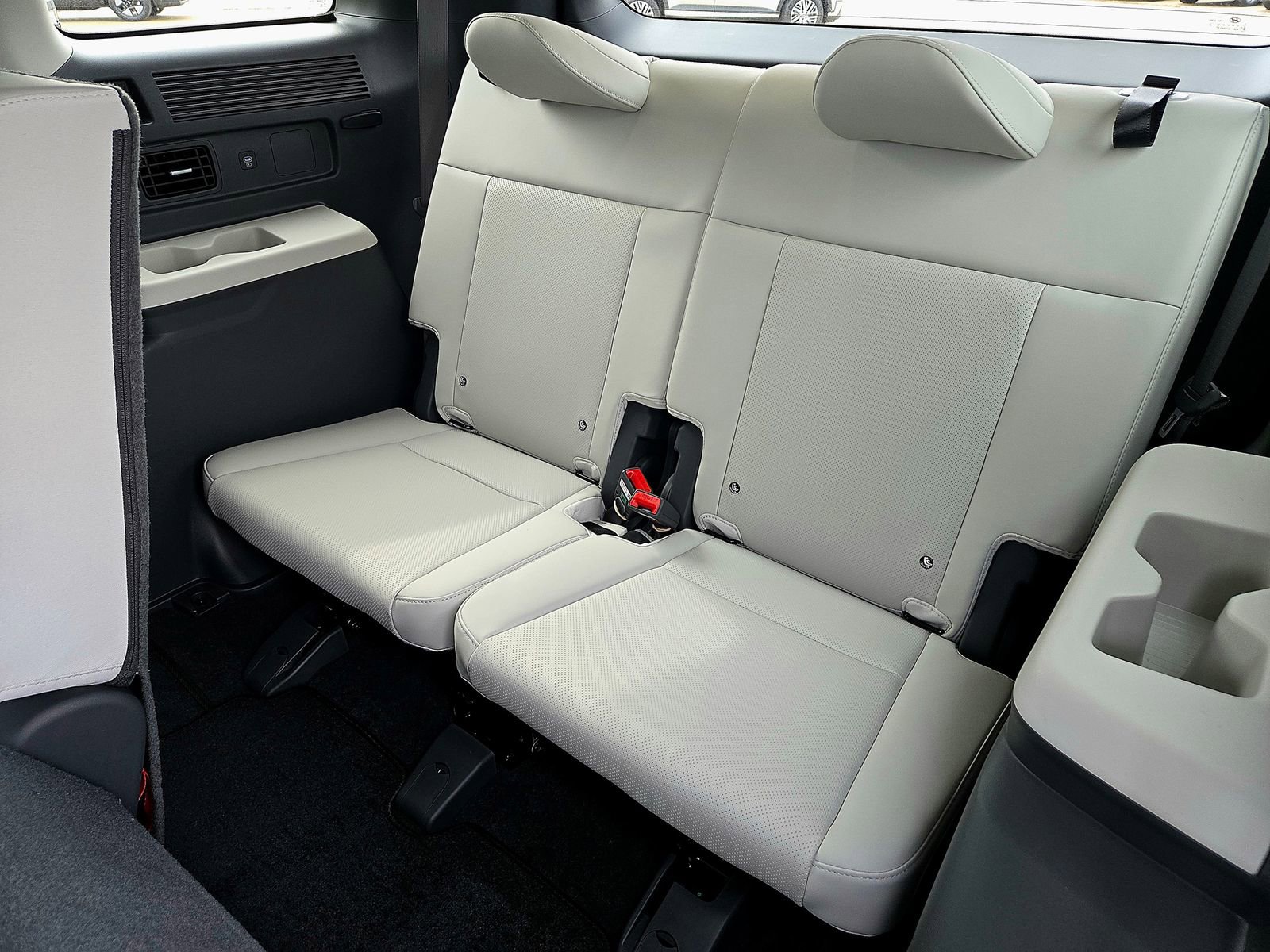 New 2026 Hyundai Santa Fe SEL FWD image 19