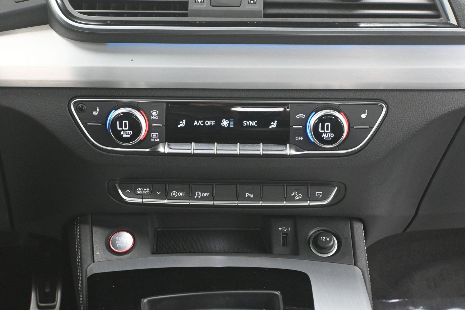 Used 2024 Audi SQ5 Prestige AWD/4WD image 22