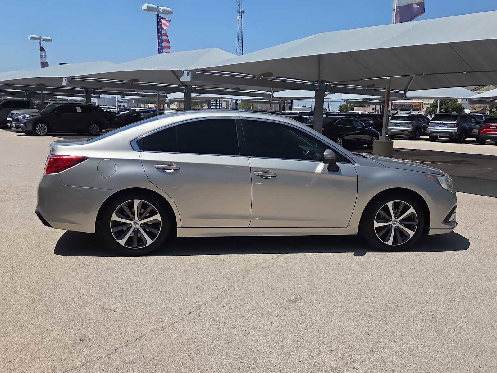 Used 2019 Subaru Legacy 2.5i Limited AWD/4WD image 9