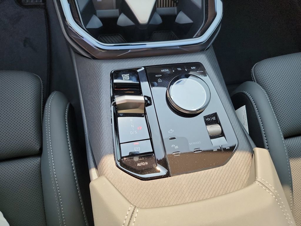 Certified 2025 BMW X3 xDrive30i w/ Premium Package image 15