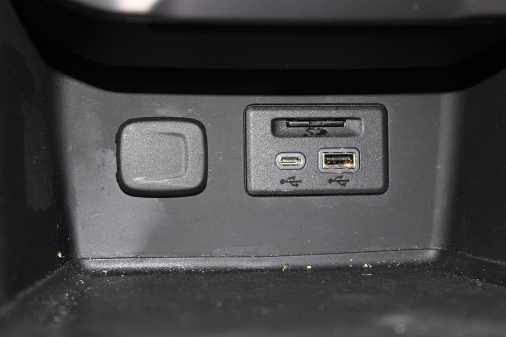 Used 2023 GMC Acadia AT4 w/ Preferred Package image 48