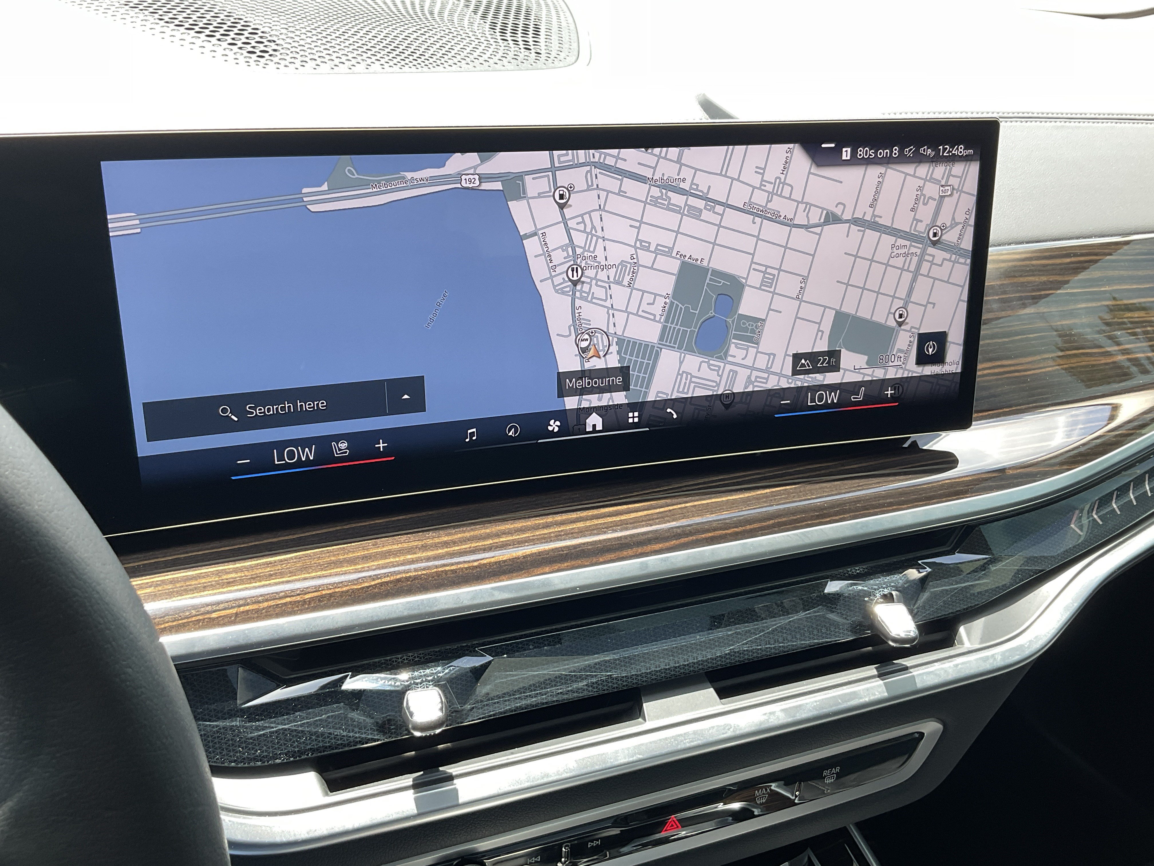 Used 2026 BMW X7 xDrive40i w/ Premium Package AWD/4WD image 18