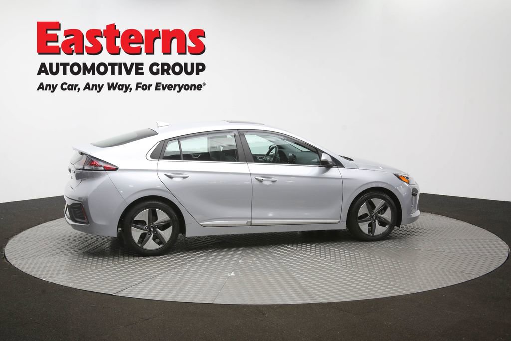 Used 2022 Hyundai Ioniq SEL FWD image 43