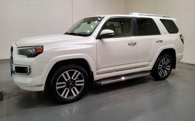 Used 2023 Toyota 4Runner Limited AWD/4WD image 43