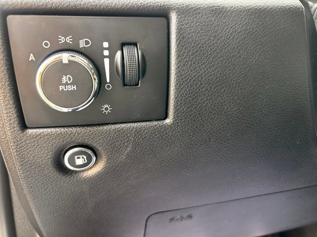 Used 2017 Jeep Grand Cherokee Limited AWD/4WD image 22