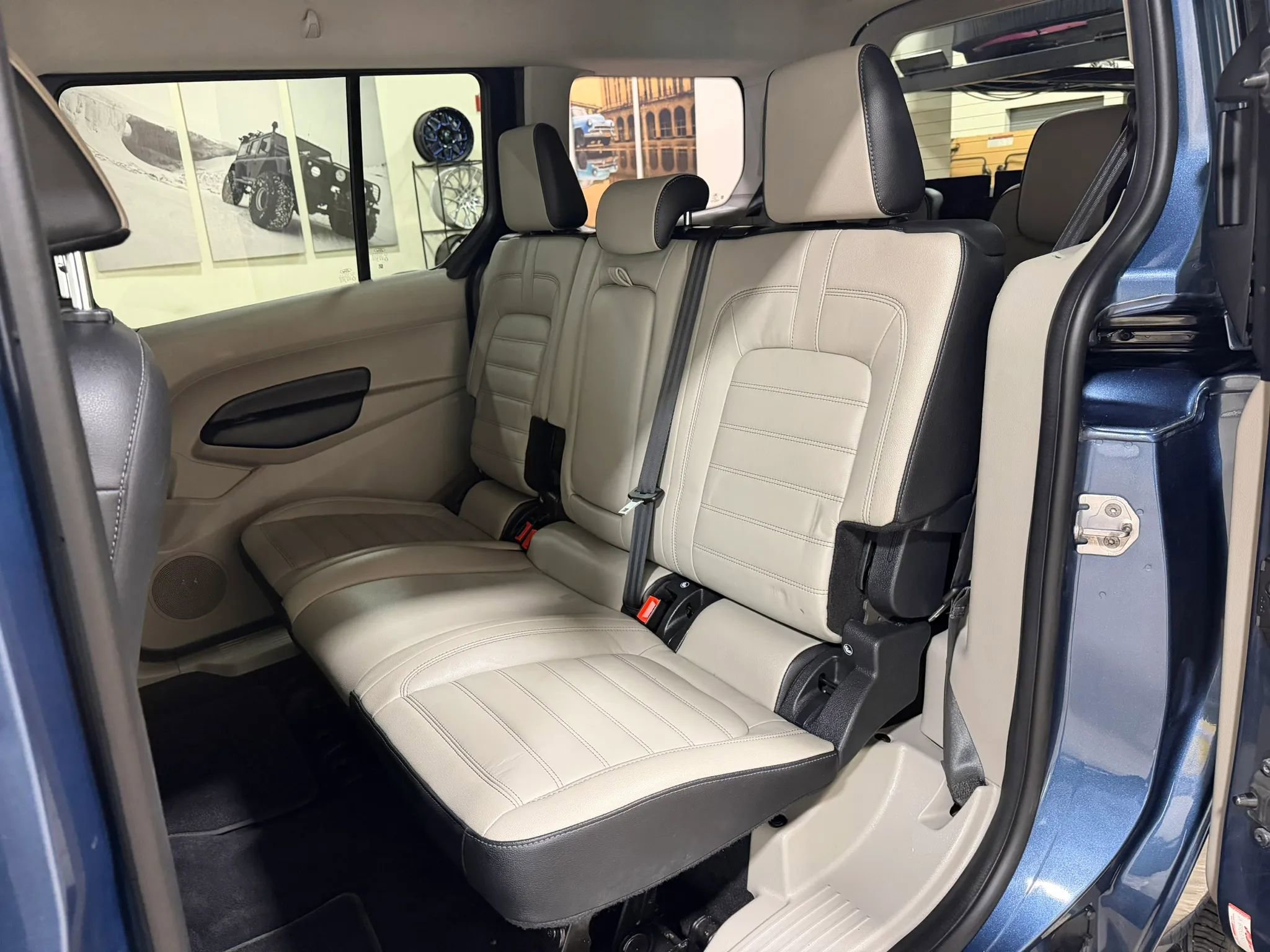 Used 2021 Ford Transit Connect Titanium w/ Trailer Tow Package FWD image 19