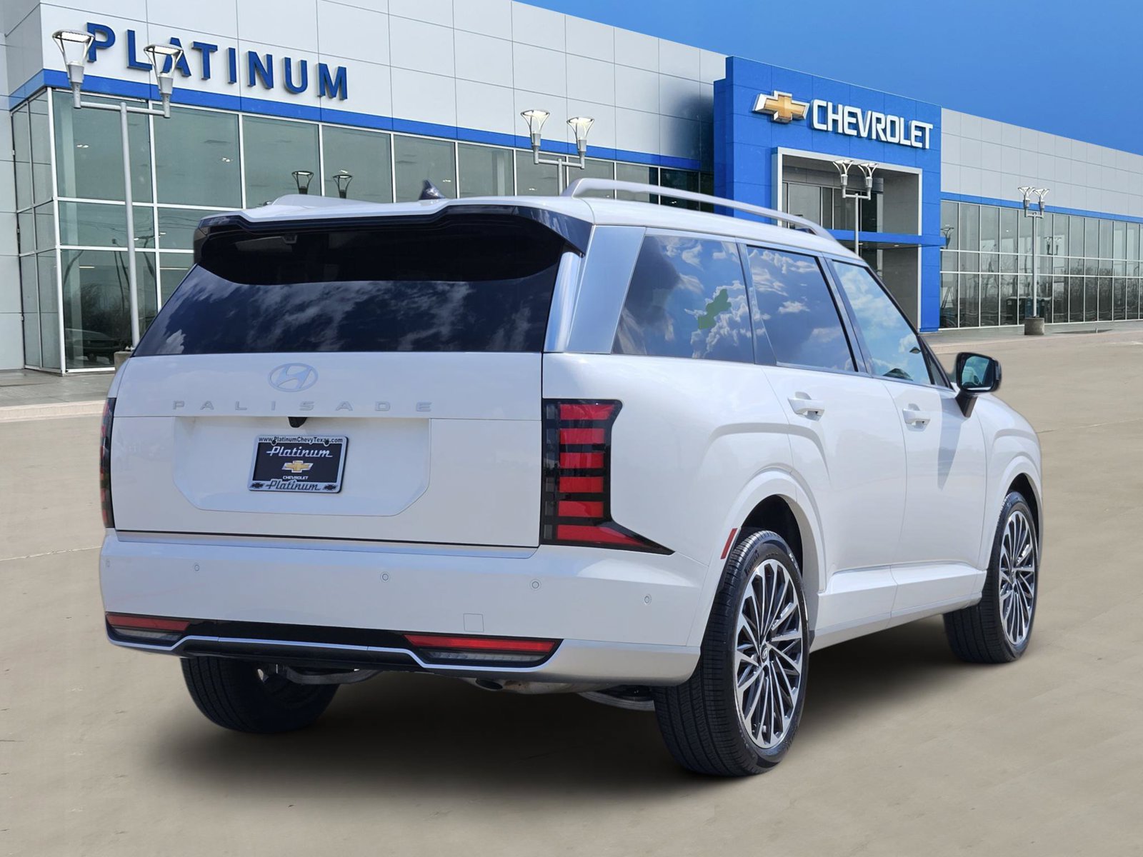 Used 2026 Hyundai Palisade Calligraphy FWD image 5