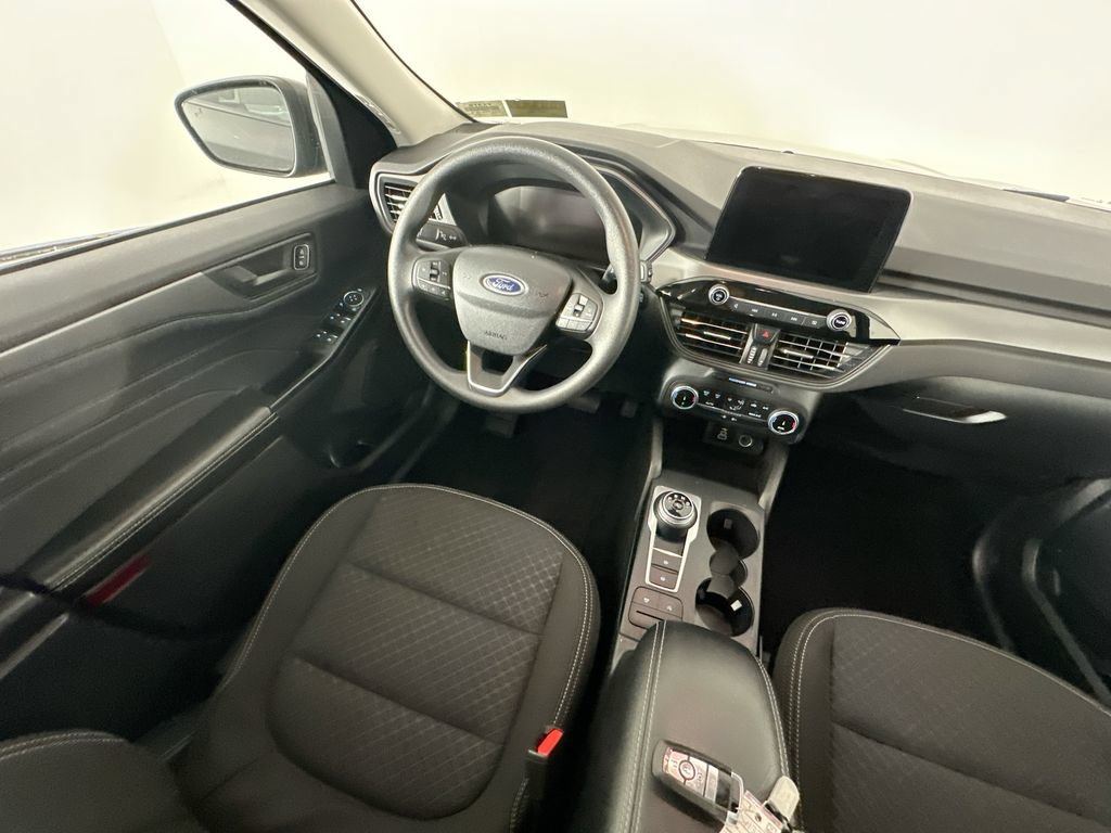 Used 2025 Ford Escape Active FWD image 9
