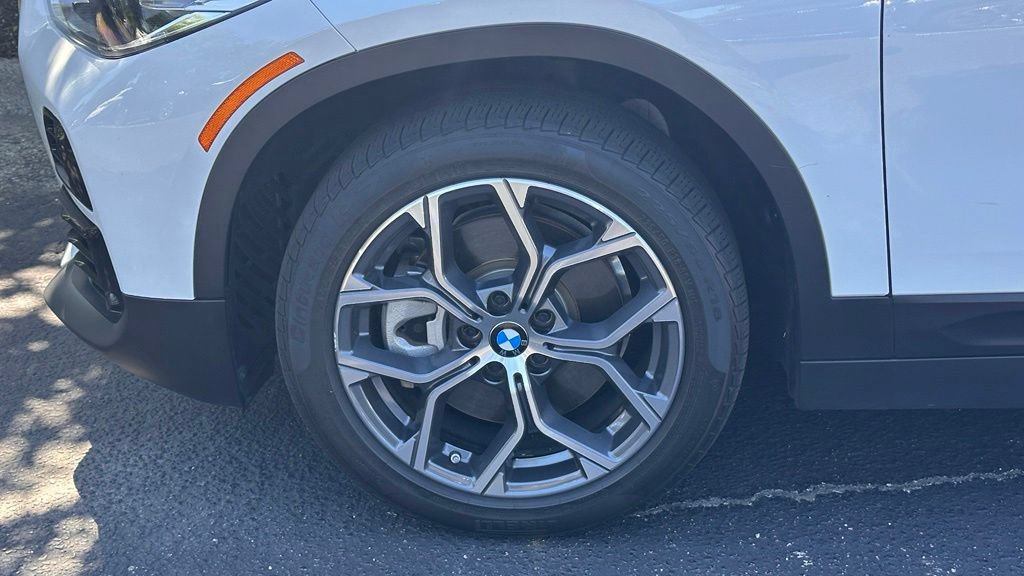 Used 2023 BMW X2 sDrive28i w/ Convenience Package FWD image 11