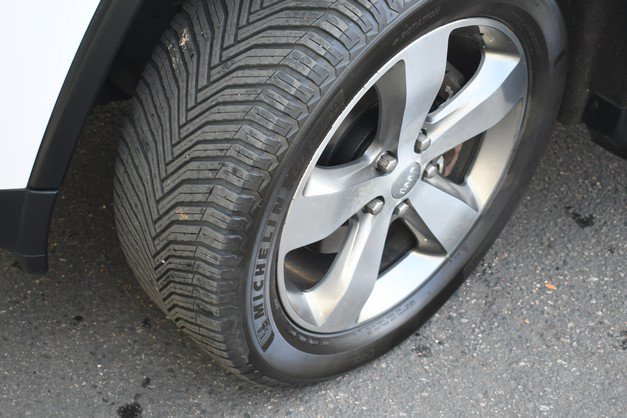 Used 2016 Jeep Grand Cherokee Limited w/ Trailer Tow Group IV image 11