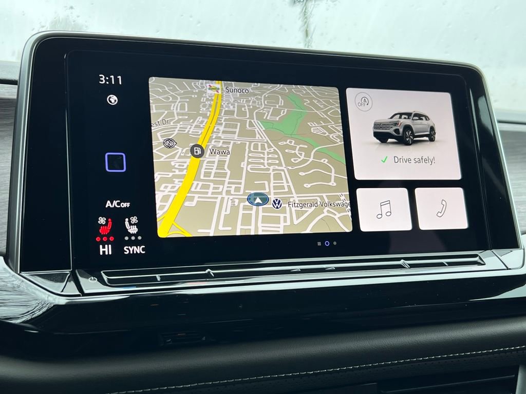 Used 2025 Volkswagen Atlas SEL image 30