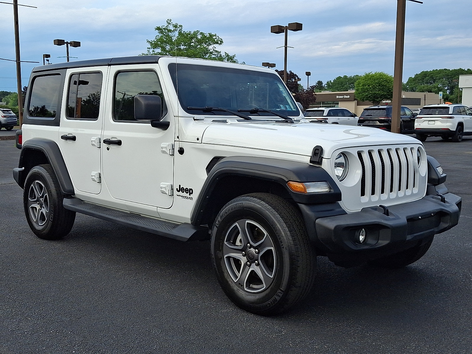 Certified 2022 Jeep Wrangler Unlimited Sport AWD/4WD image 3