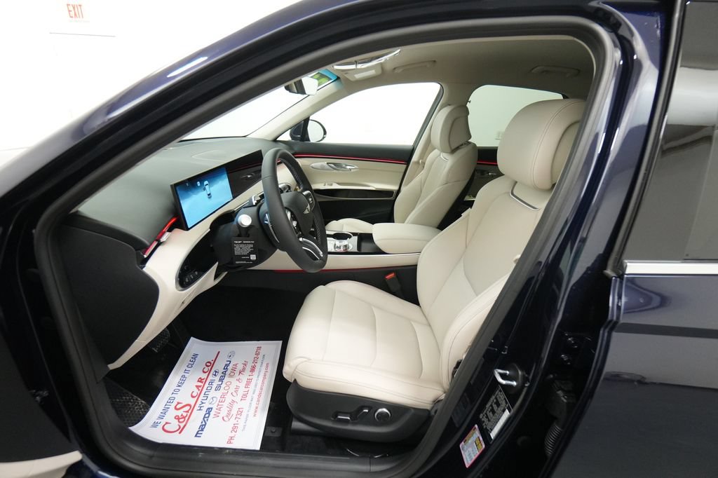 New 2026 Genesis GV70 2.5T AWD/4WD image 15