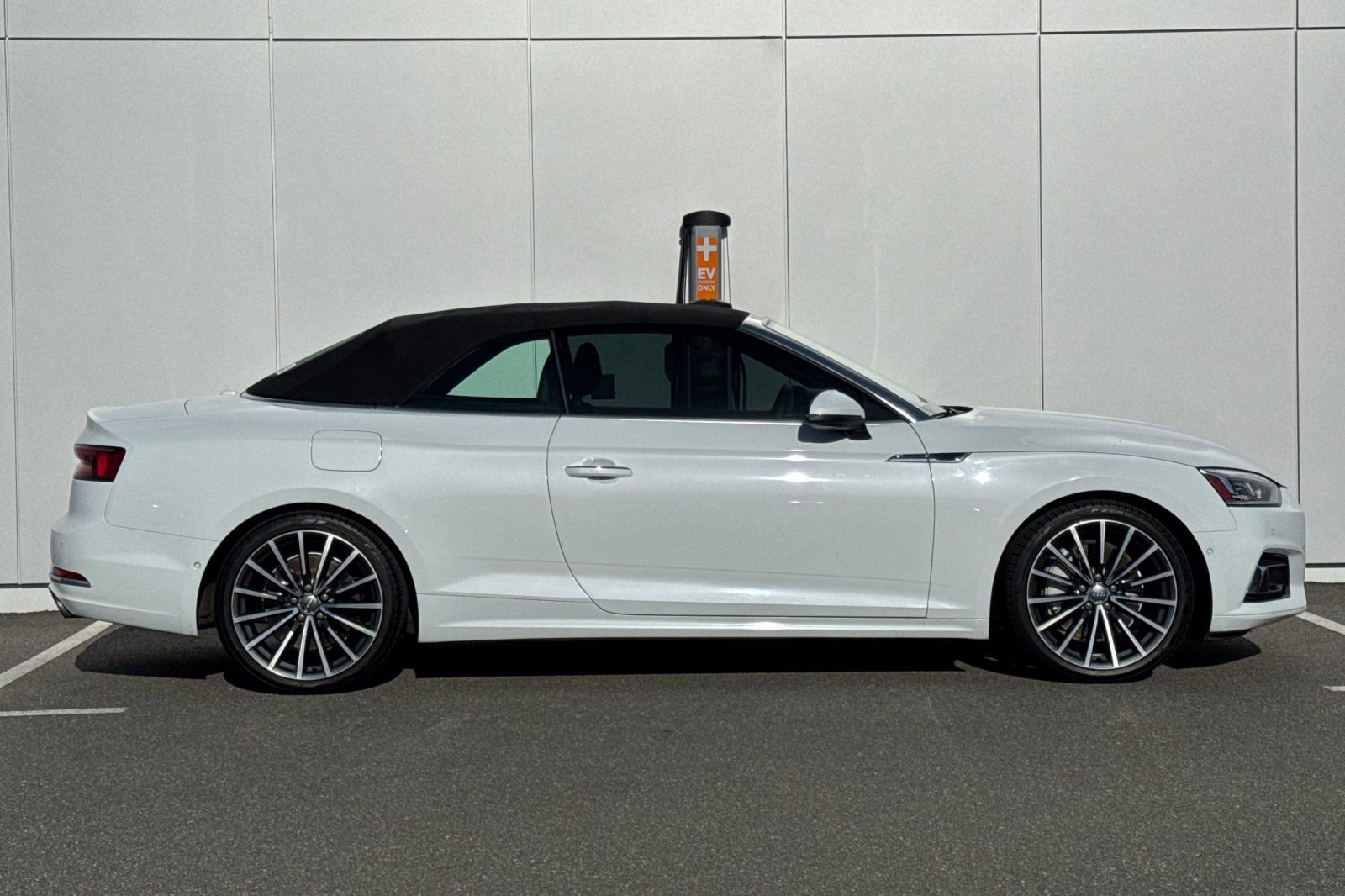 Used 2019 Audi A5 2.0T Prestige w/ 19" Design Line Wheel Package image 6