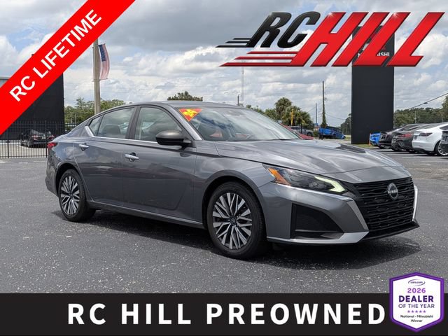 Used 2024 Nissan Altima 2.5 SV