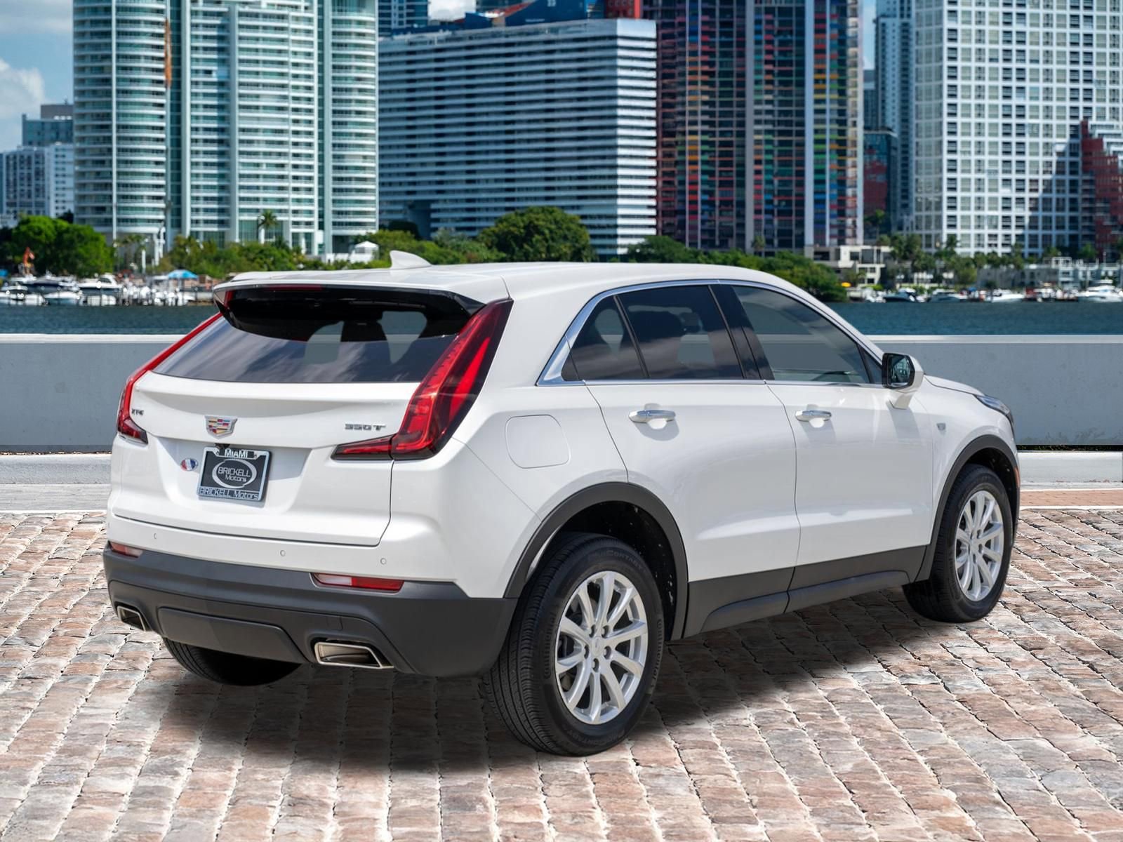 Used 2023 Cadillac XT4 Luxury w/ Driver Awareness Package FWD image 5