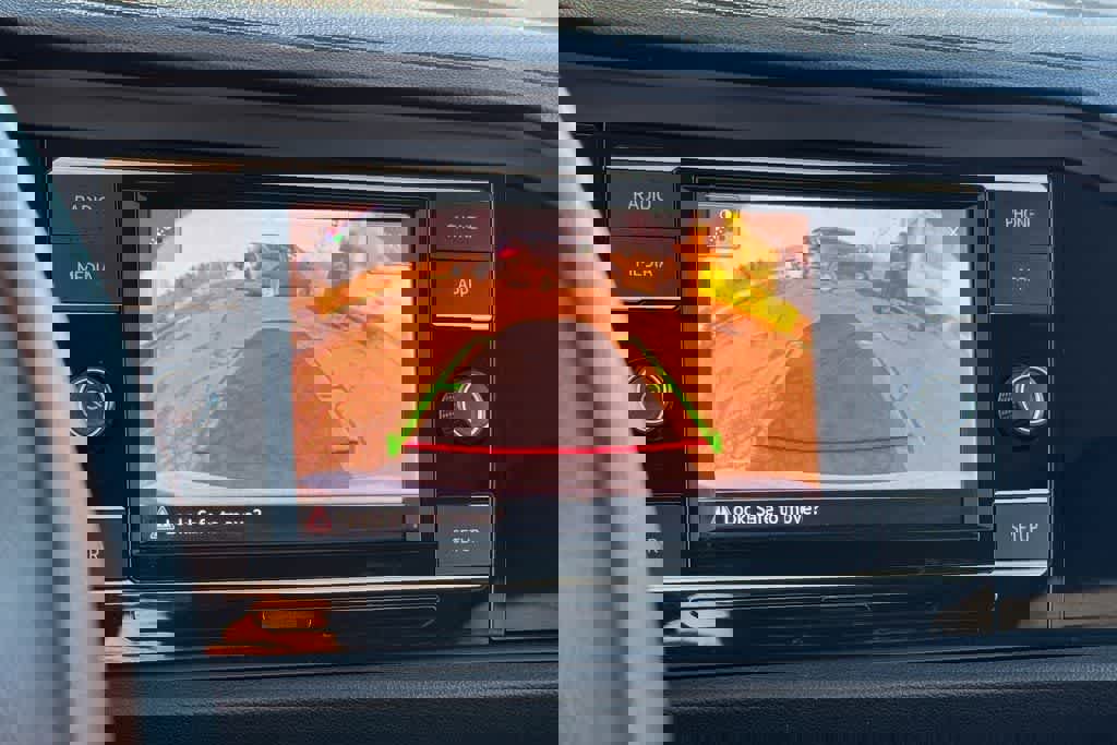 Used 2019 Volkswagen Jetta S w/ Driver Assistance Package image 17