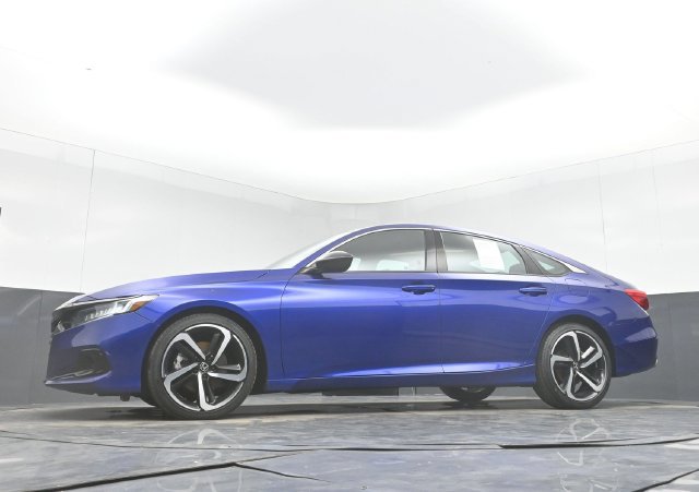 Used 2022 Honda Accord Sport image 45
