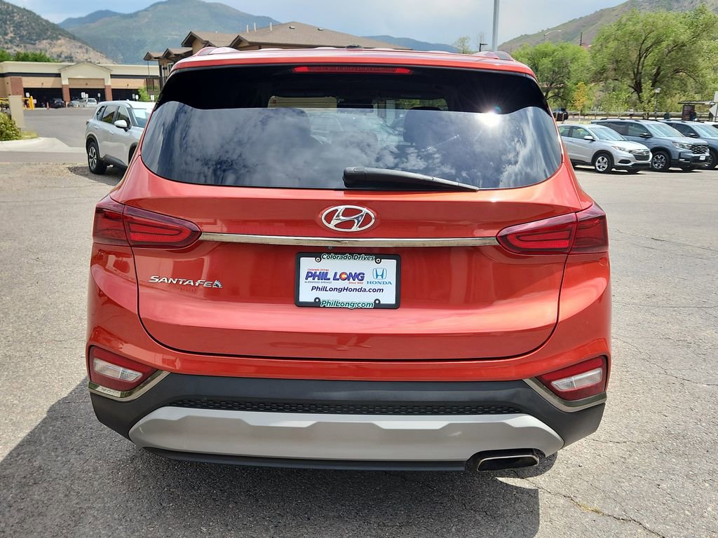 Used 2019 Hyundai Santa Fe SE image 6