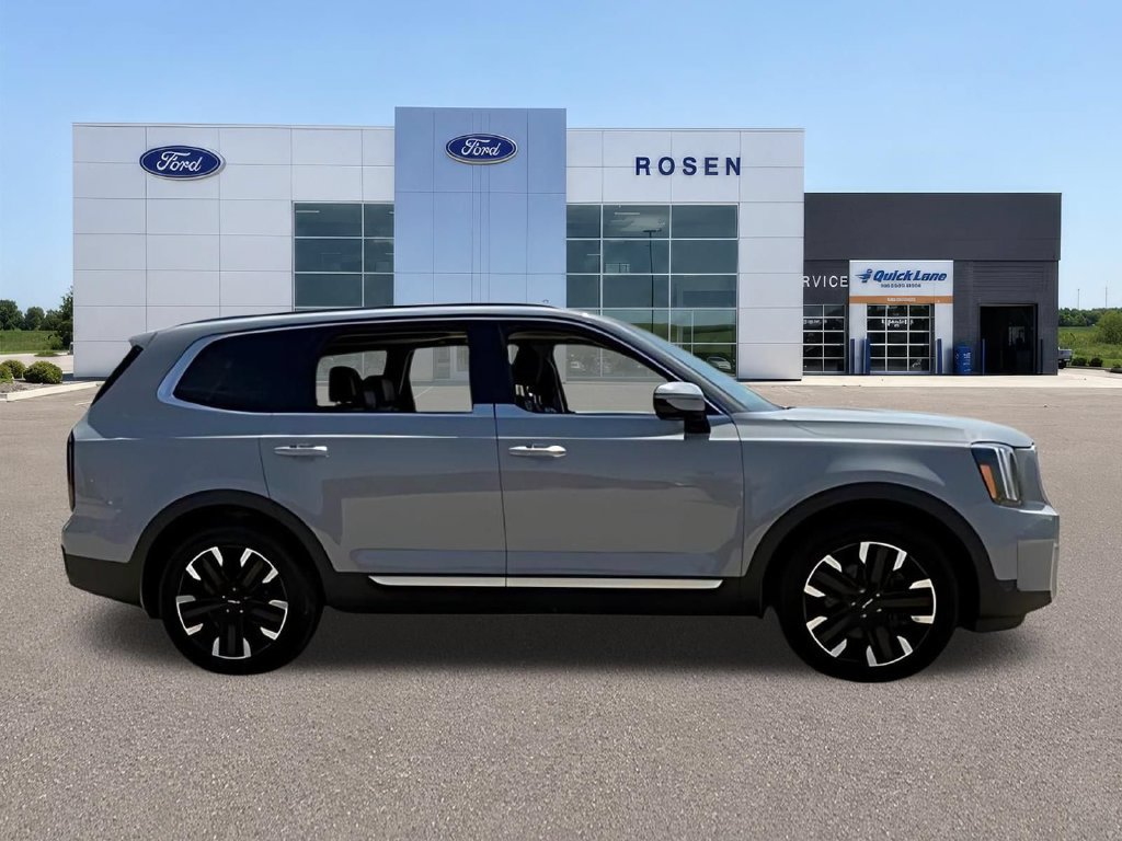 Used 2023 Kia Telluride SX Prestige X-Line AWD/4WD image 2