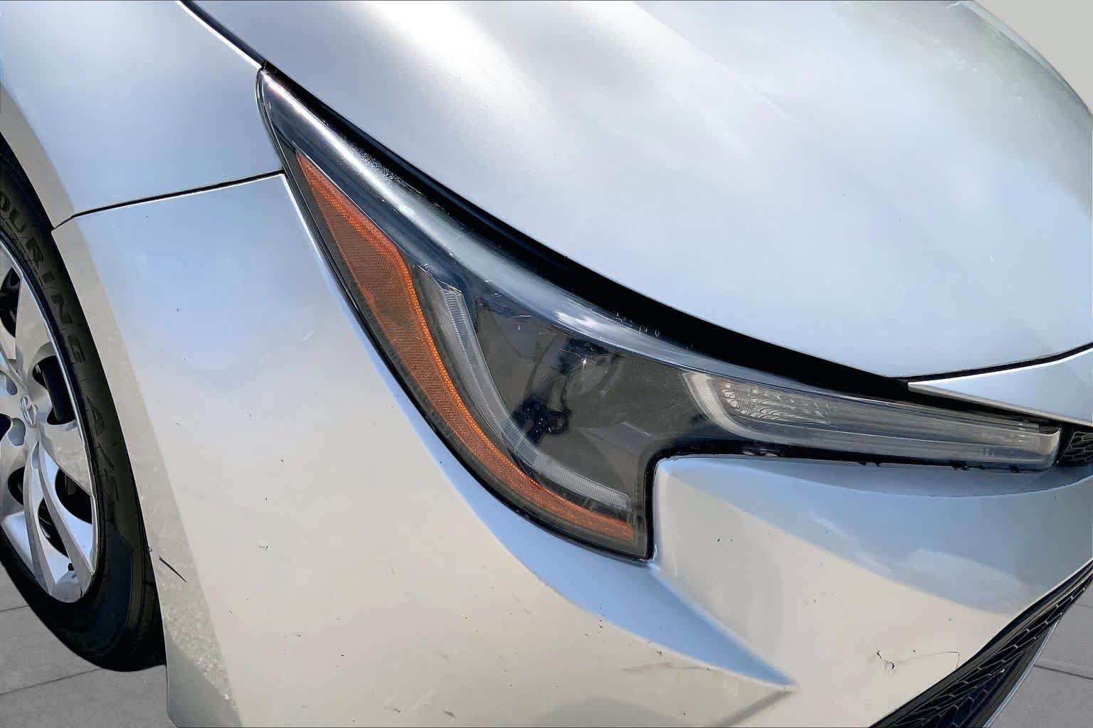 Used 2021 Toyota Corolla LE FWD image 27