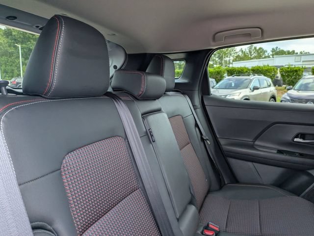 Used 2026 Nissan Kicks SR FWD image 30