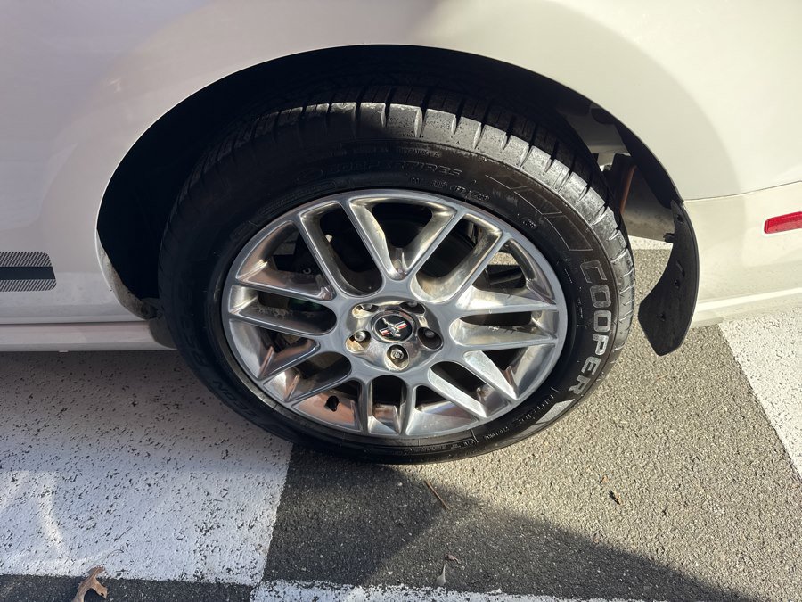 Used 2013 Ford Mustang Premium image 13