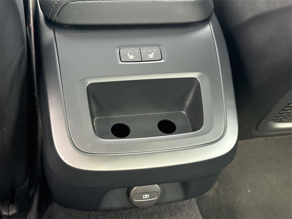 Used 2024 Volvo S60 B5 Plus image 17