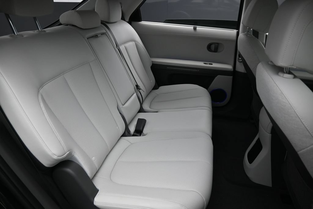 Used 2025 Hyundai Ioniq 5 Limited RWD image 35