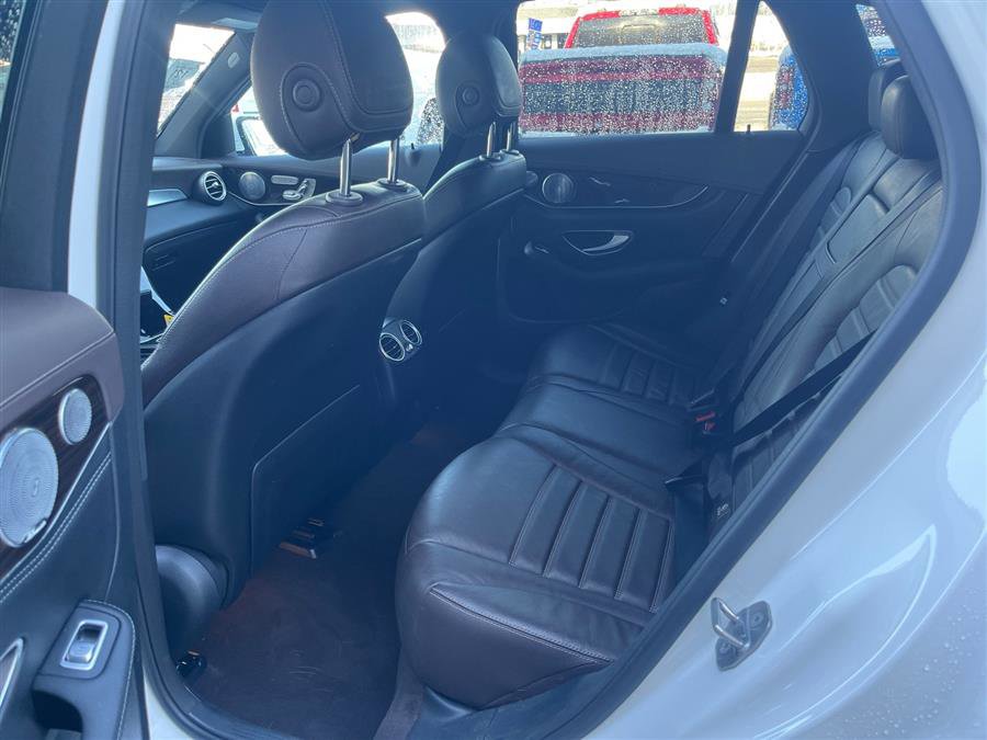Used 2017 Mercedes-Benz GLC 300 4MATIC image 35