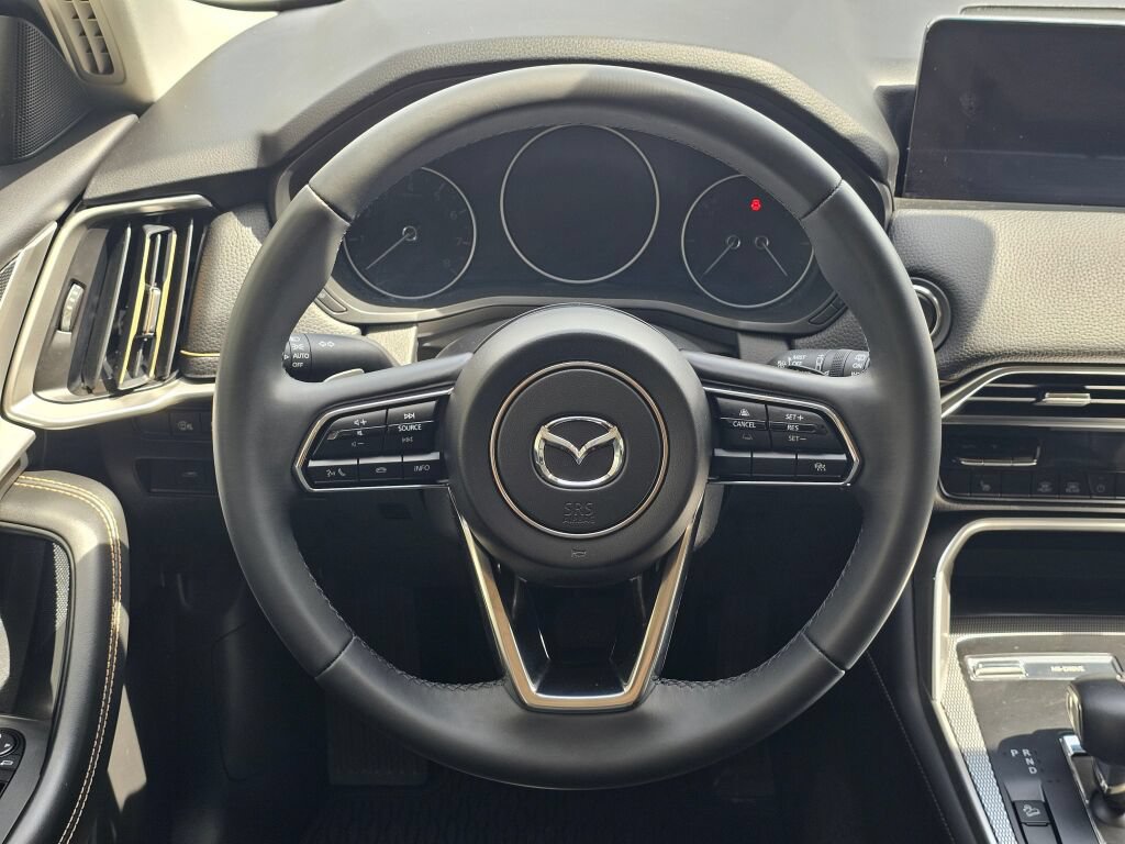 Used 2025 MAZDA CX-70 3.3 Turbo w/ Preferred Package AWD/4WD image 18