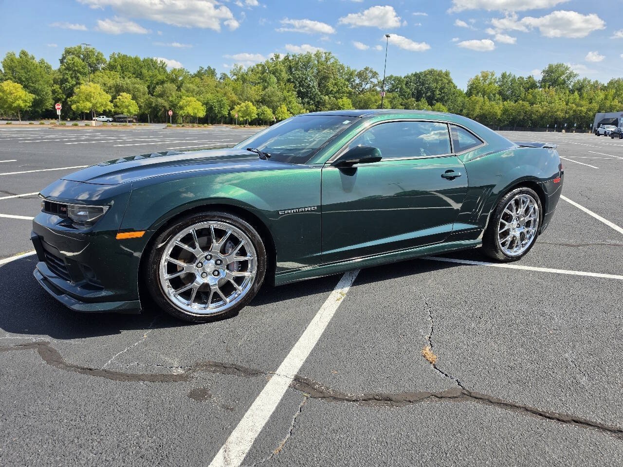 Used 2015 Chevrolet Camaro SS w/ Green Flash Special Edition RWD image 3