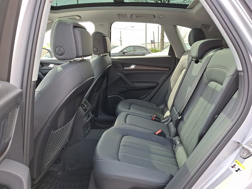 Used 2023 Audi Q5 2.0T Premium Plus w/ Premium Plus Package AWD/4WD image 17