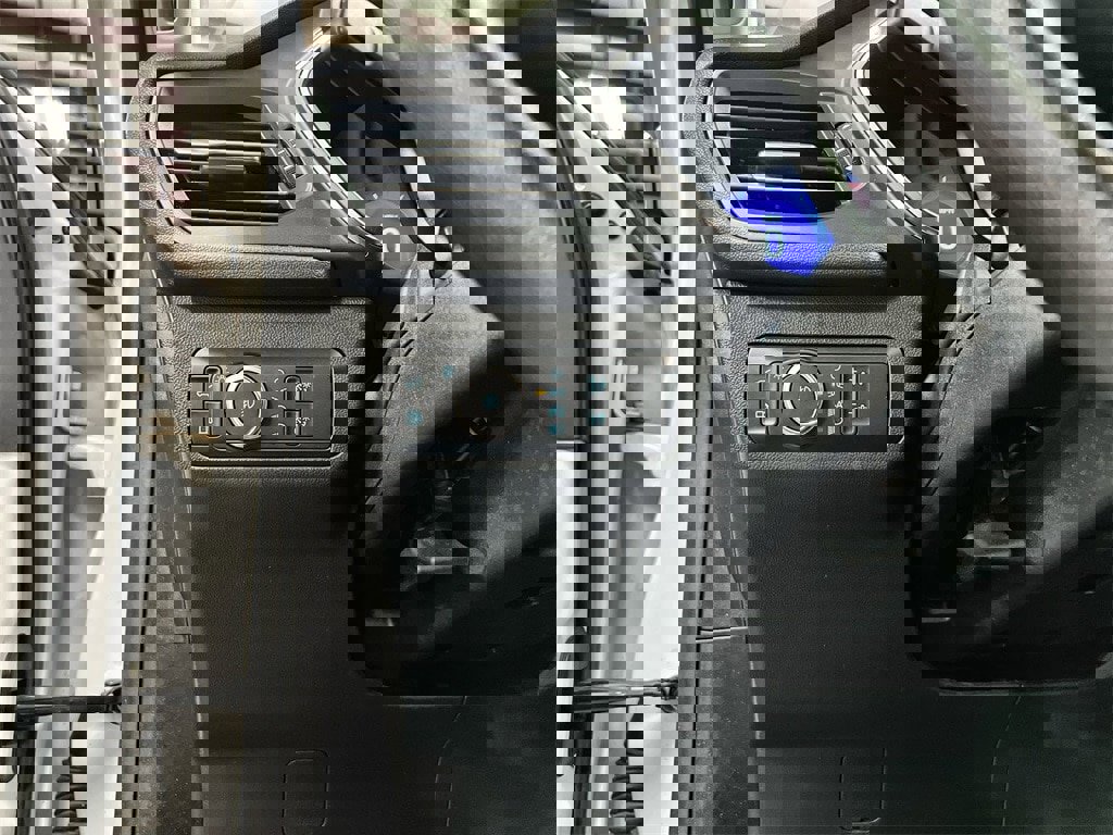 Used 2020 Ford Escape Titanium w/ Titanium Premium Package 2.0 image 13