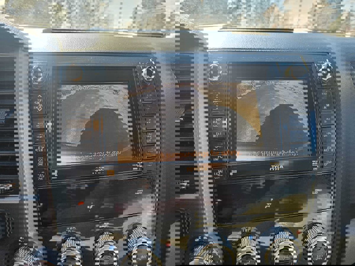 Used 2012 Toyota Sequoia Platinum image 19