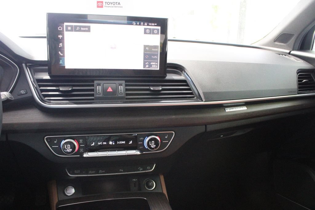 Used 2023 Audi Q5 2.0T Premium Plus w/ Premium Plus Package AWD/4WD image 40