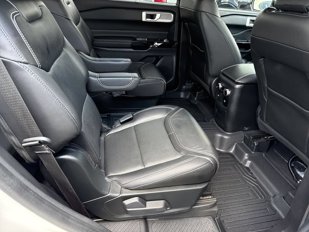 Used 2022 Ford Explorer ST w/ Equipment Group 401A AWD/4WD image 15