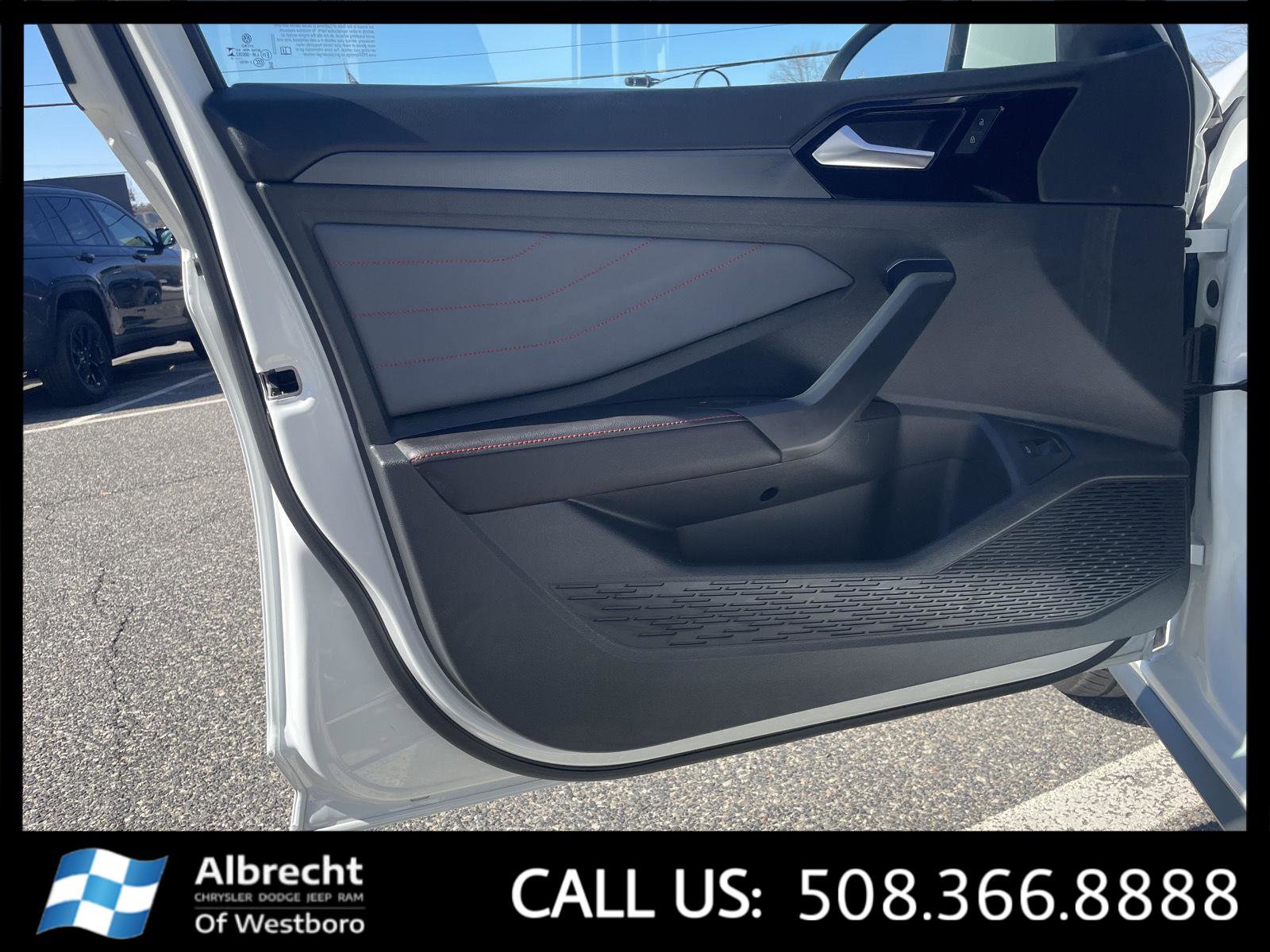 Used 2025 Volkswagen Jetta GLI Autobahn image 11