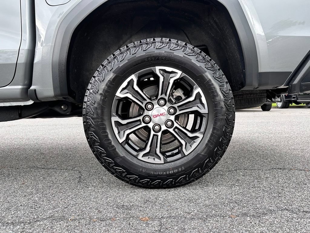 Used 2024 GMC Canyon AT4 w/ AT4 Premium Package AWD/4WD image 46