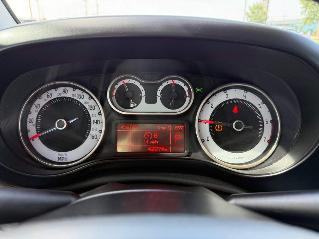 Used 2014 FIAT 500L Lounge FWD image 28