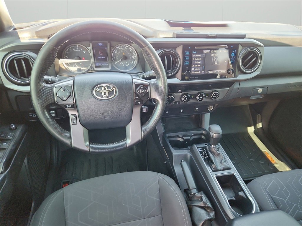 Used 2017 Toyota Tacoma SR5 image 10