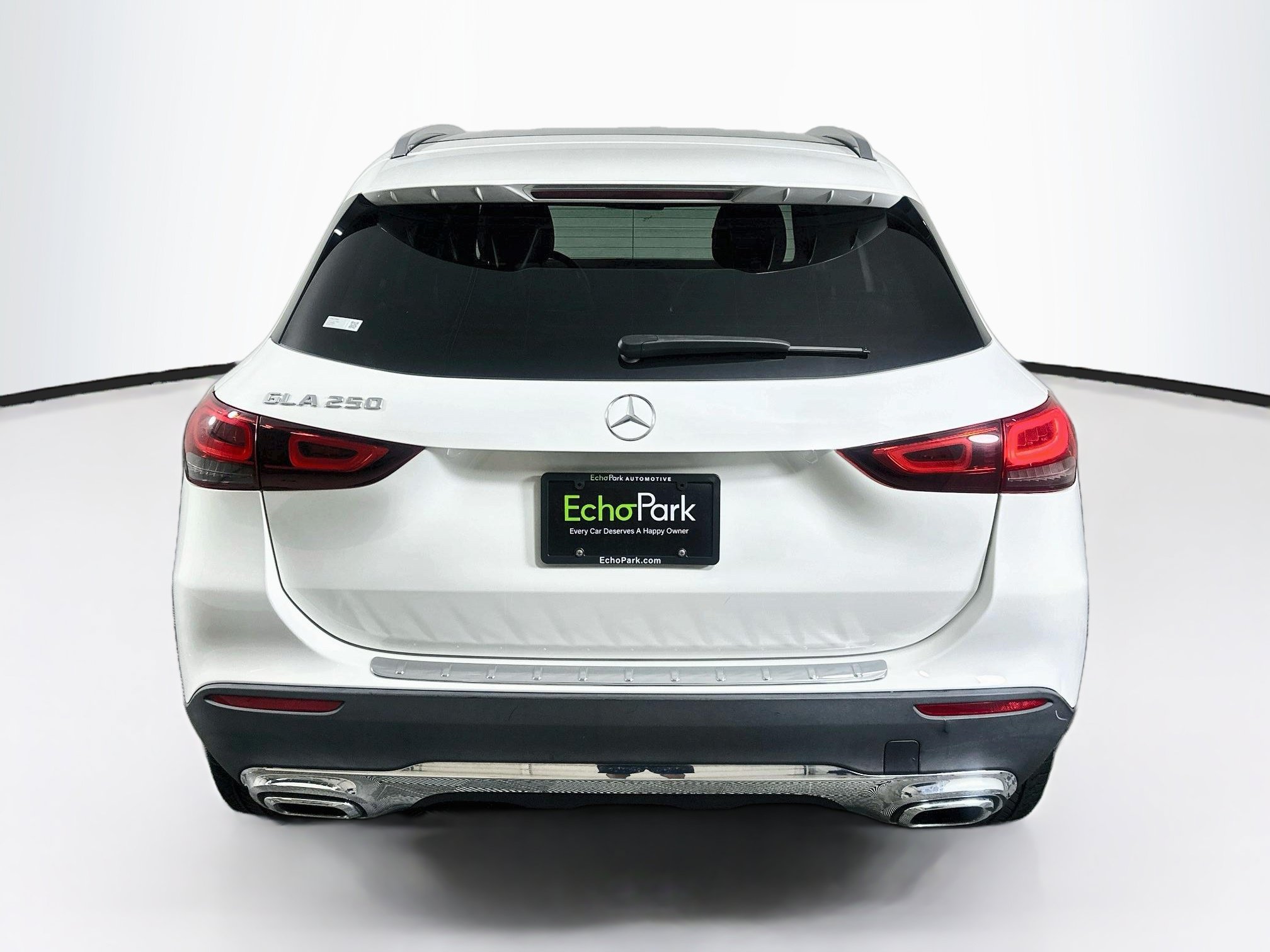 Used 2023 Mercedes-Benz GLA 250 w/ Premium Package image 7