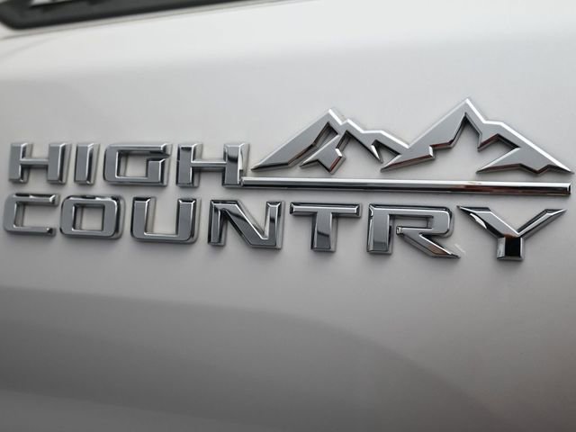 Used 2024 Chevrolet Silverado 2500 High Country w/ Technology Package image 40