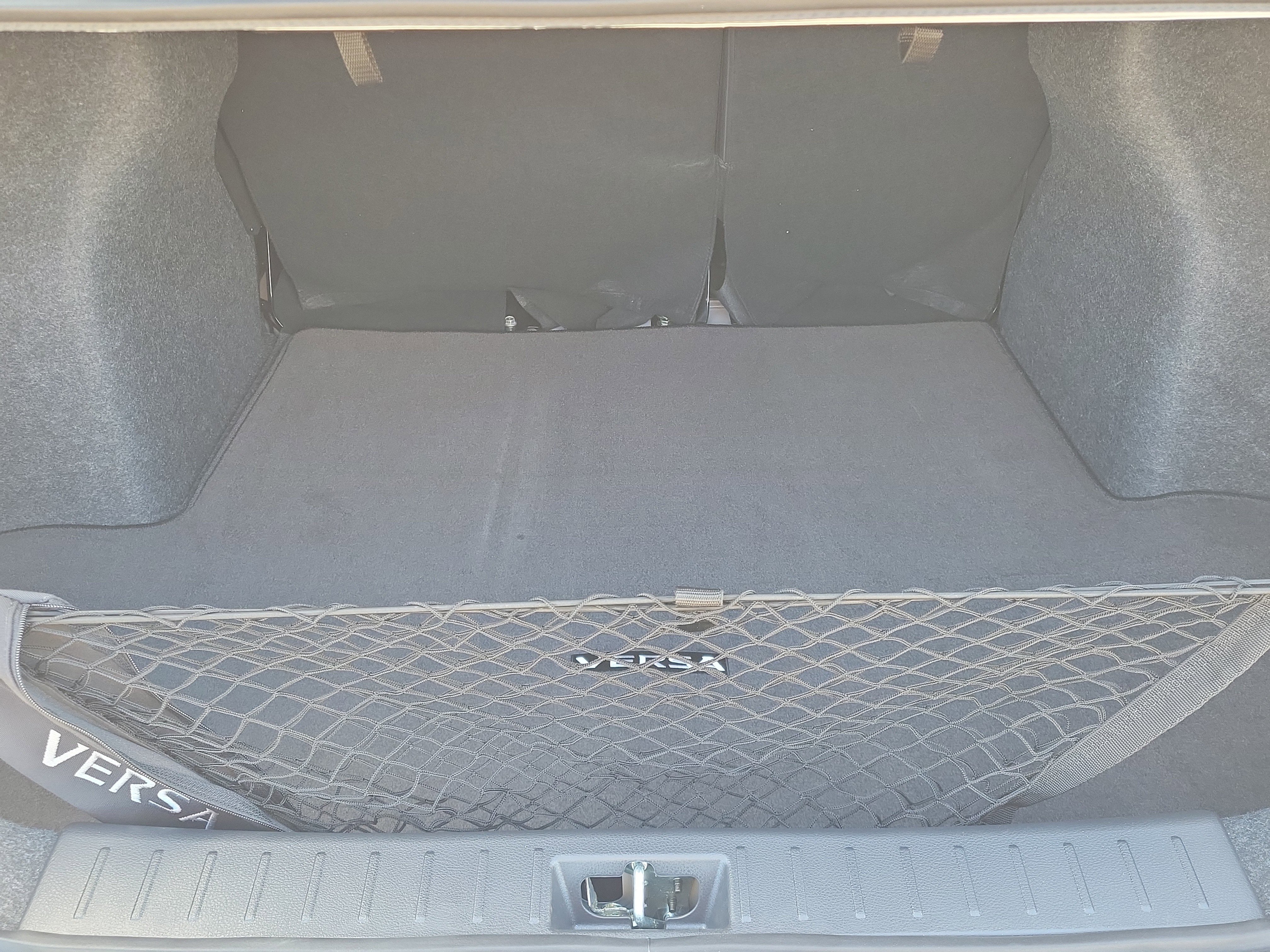 New 2025 Nissan Versa SV w/ Trunk Package FWD image 7