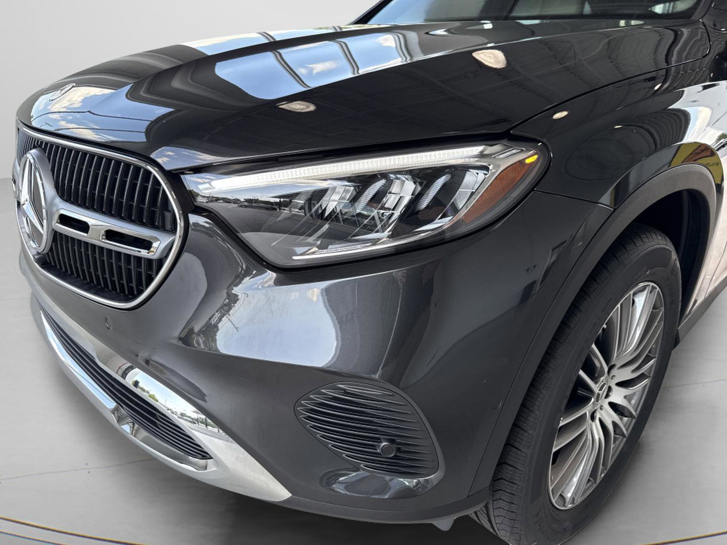 Certified 2026 Mercedes-Benz GLC 300 GLC 300 image 9