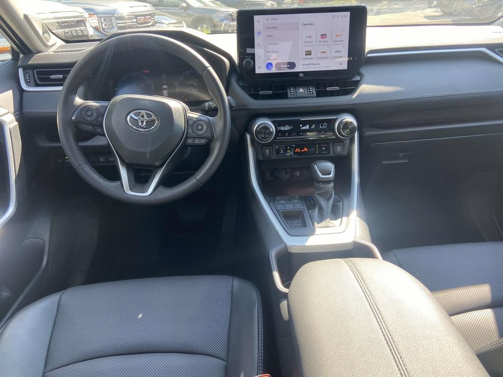 Used 2025 Toyota RAV4 Limited FWD image 11