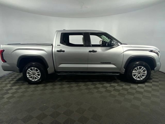 Used 2022 Toyota Tundra SR5 AWD/4WD image 10